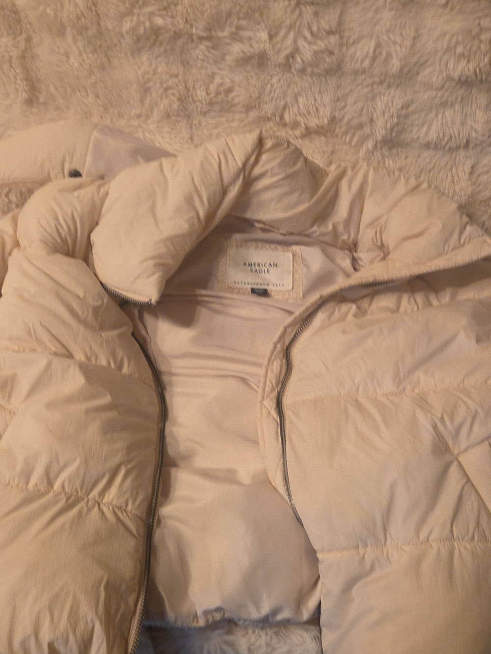 American Eagle Outfitters Light Cream Puffer Coat